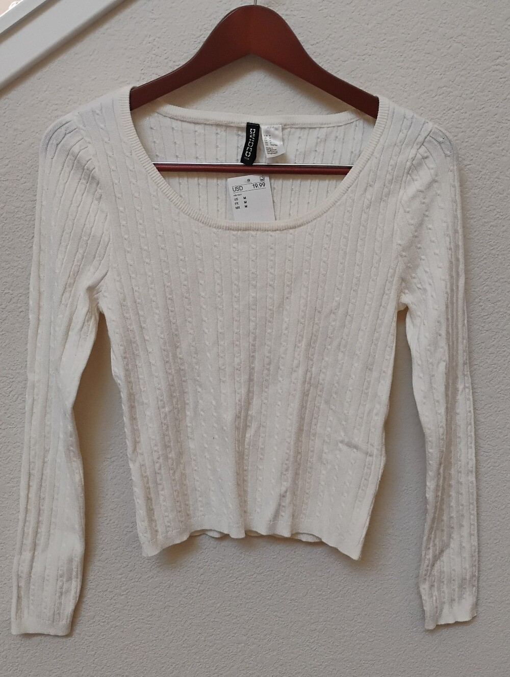 H & M Divided Ivory Cable Knit Scoop Neck Sweater